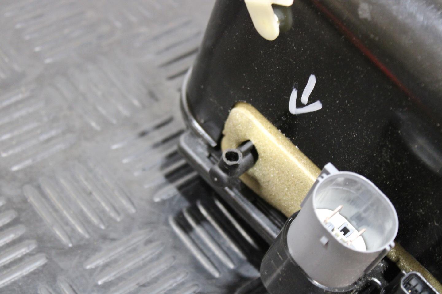 compressor; springing HPLA-3B484-AE LAND RANGE ROVER VOGUE L405 LIFT