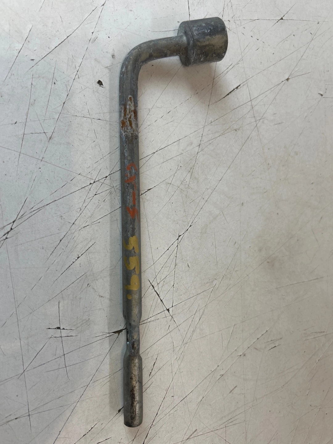 chiave do delle ruote Mazda CX-5 e Mazda 6 III GJ