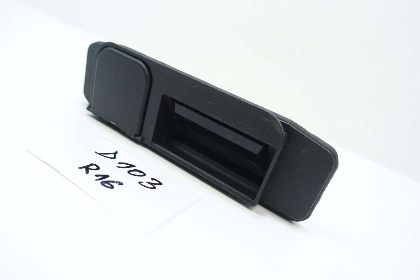 KAMERA MIKROSTYK bonnet boot MERCEDES W213