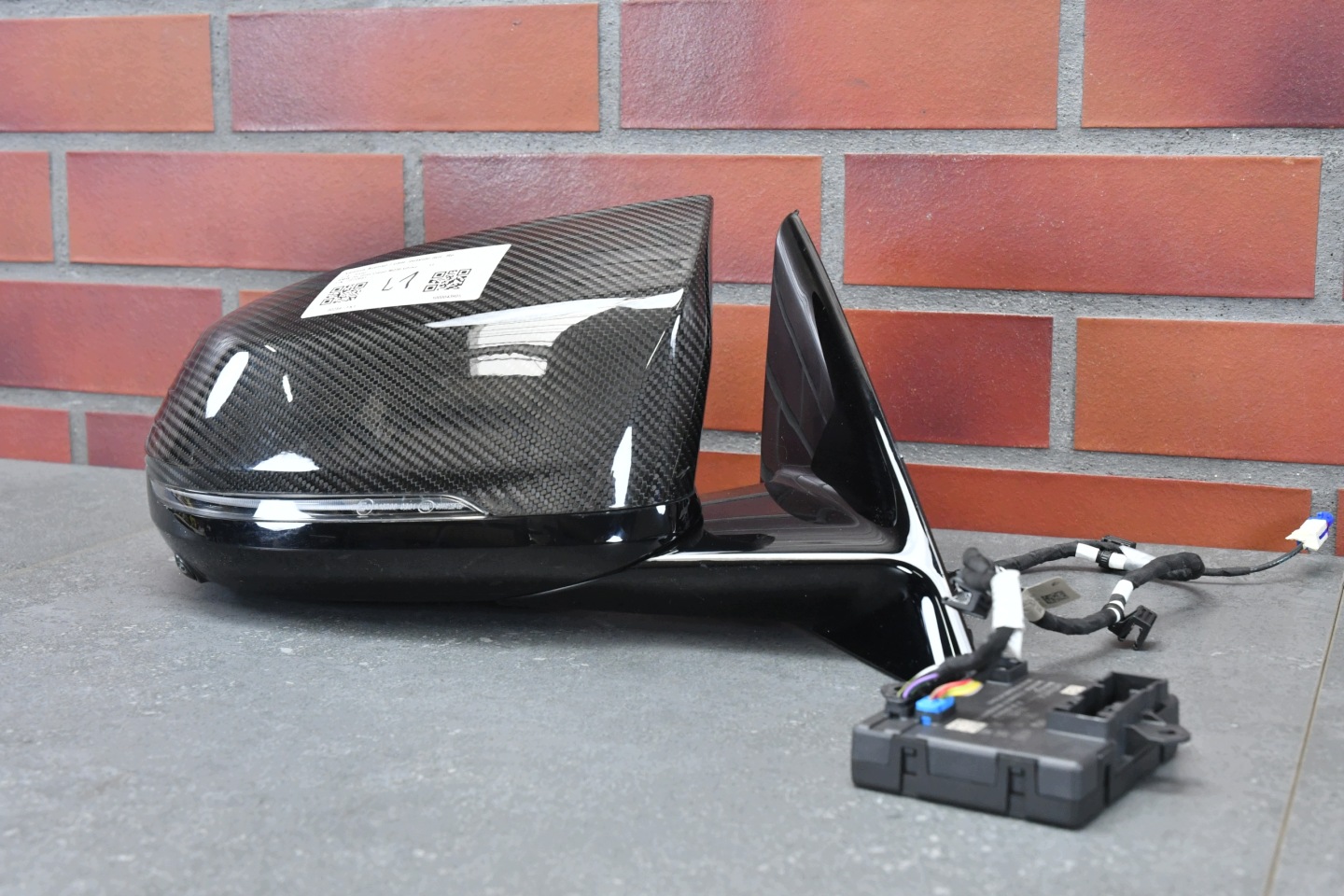 mirror right BMW 2 F74 m-packet KAMERA triangle KARBON