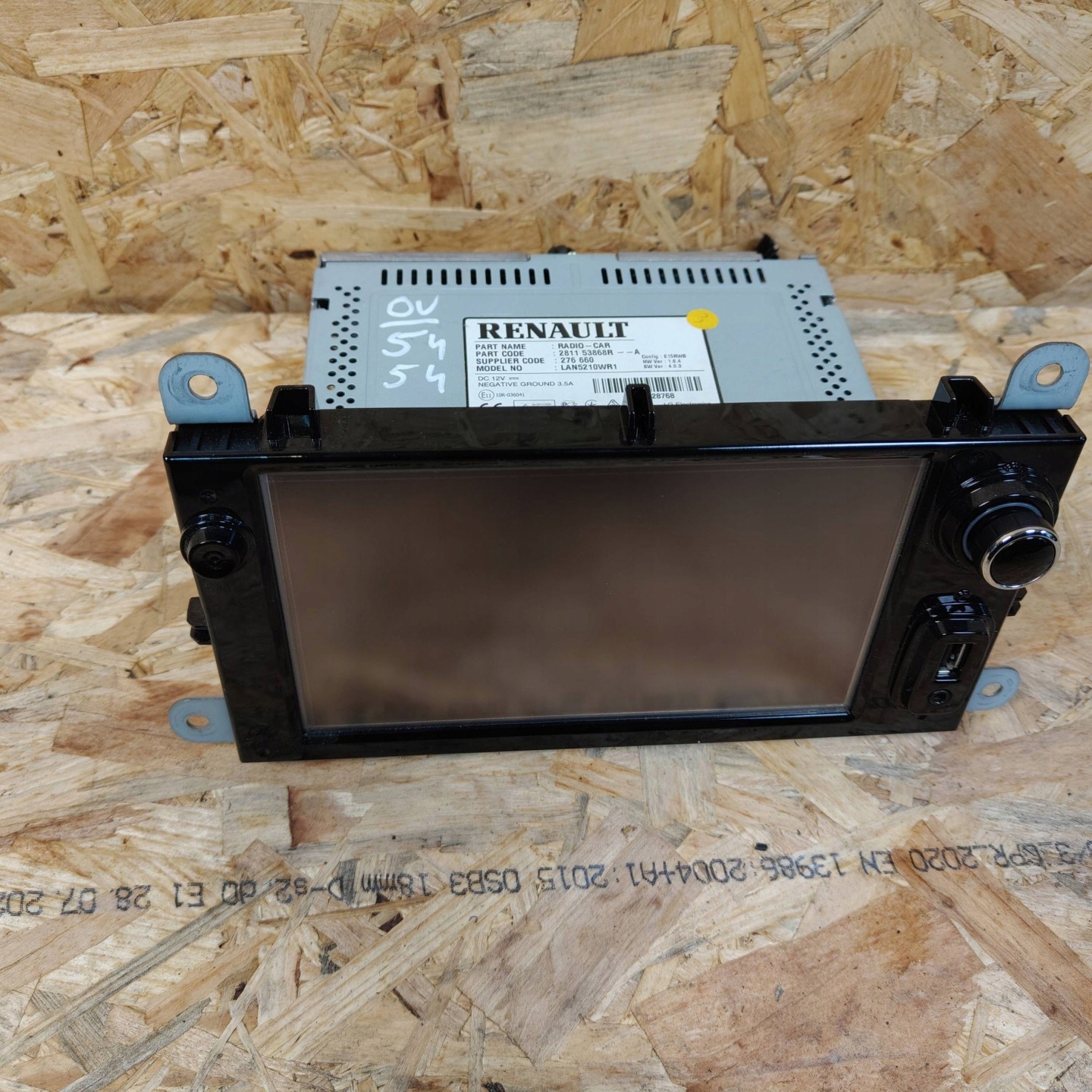 Stacja multimedialna Renault Clio IV 281153868R
