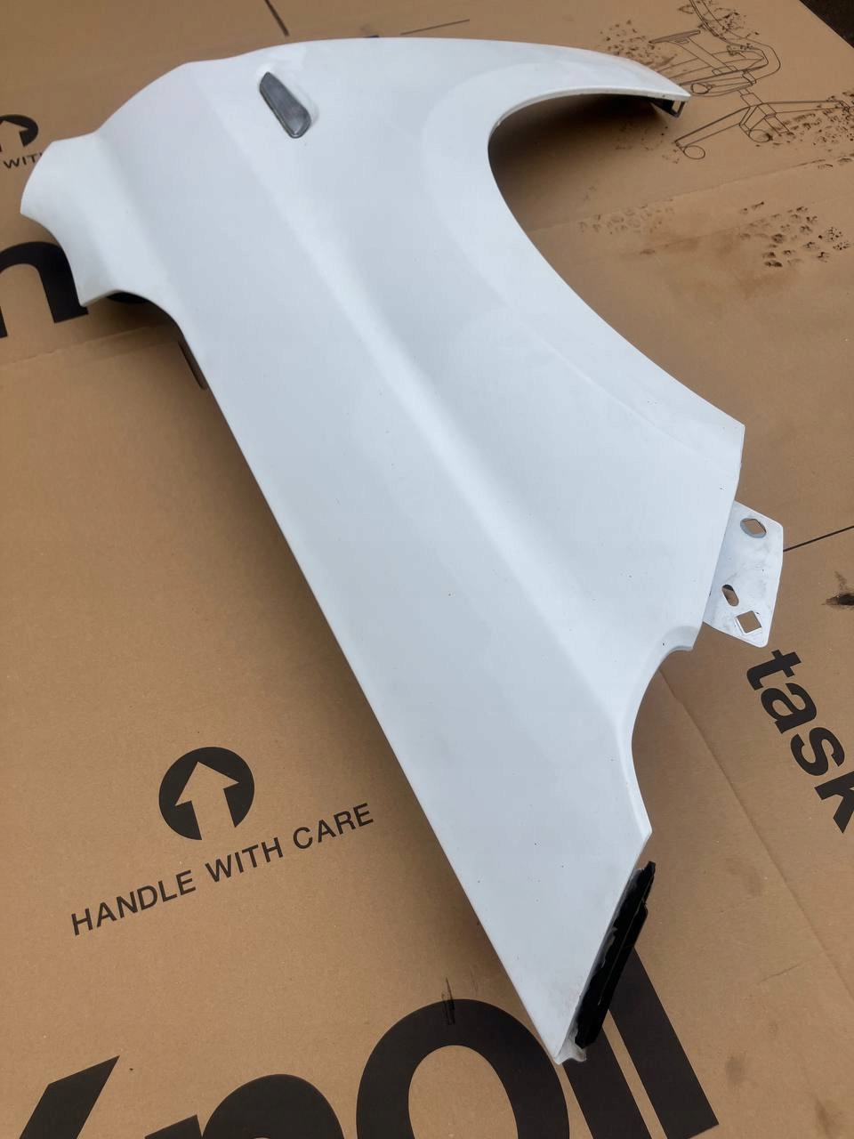 fender left front FIAT TIPO II KOD LAKIERU 249
