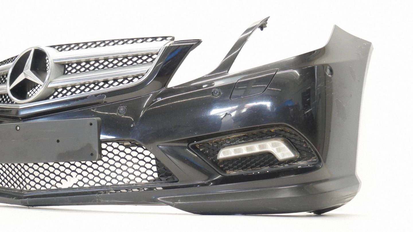 bumper front front complete MERCEDES W207 LAKIER 197