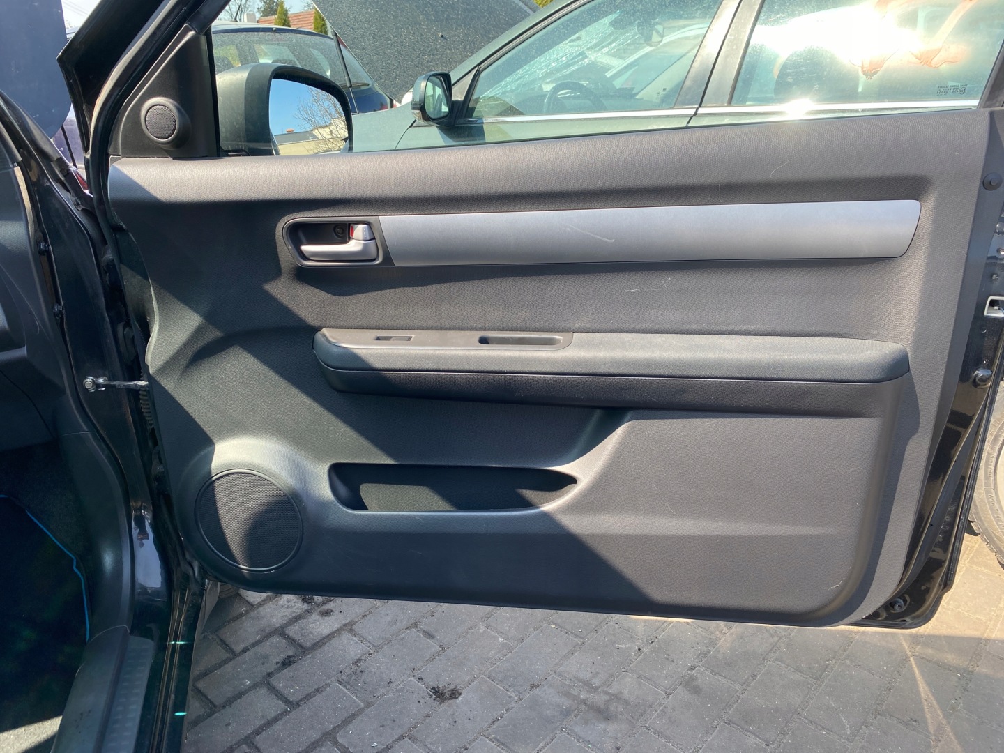 Suzuki Swift 3 III 05-15 upholstery right side side right