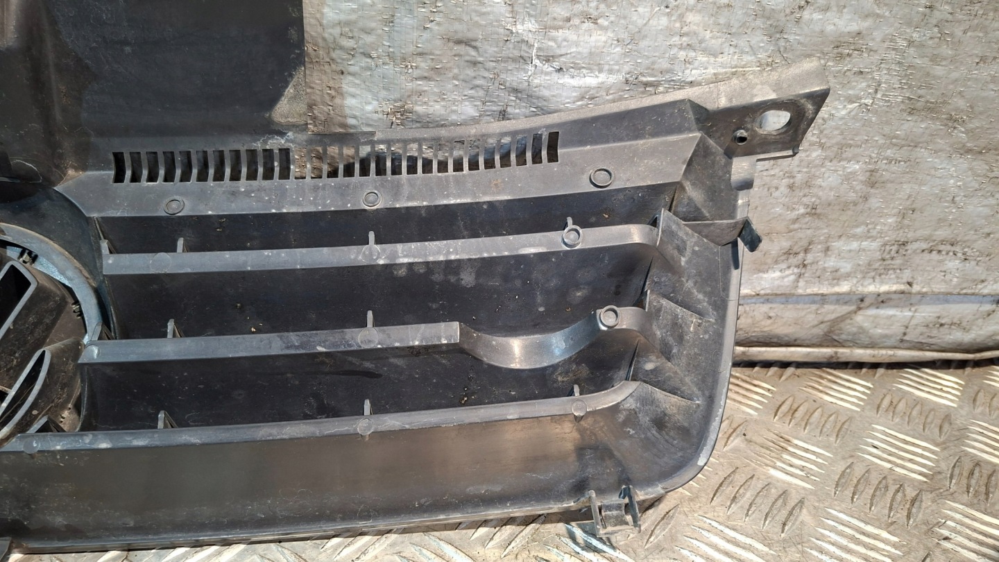 GRIGLIA VW POLO 9N 6XO853653A