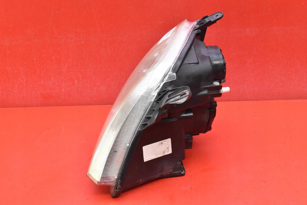 REFLEKTOR right light front XENON EU OPEL MERIVA A 02-06
