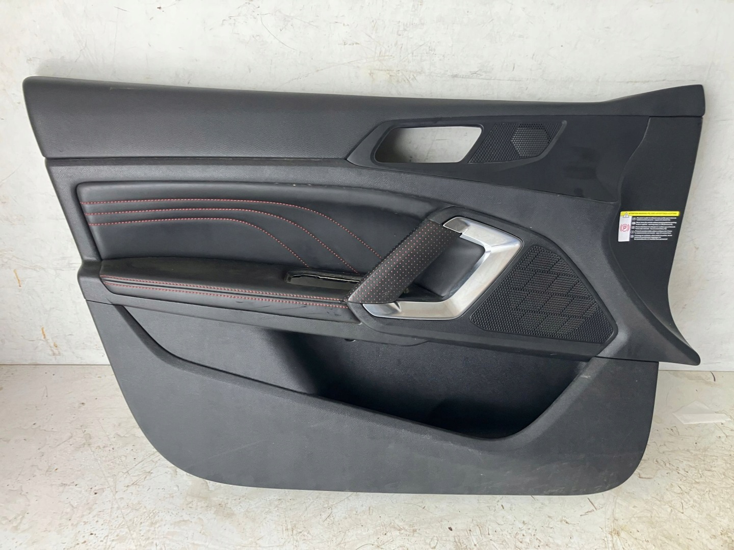 side door left front PEUGEOT 308 T9 HB GT leather red NITKA
