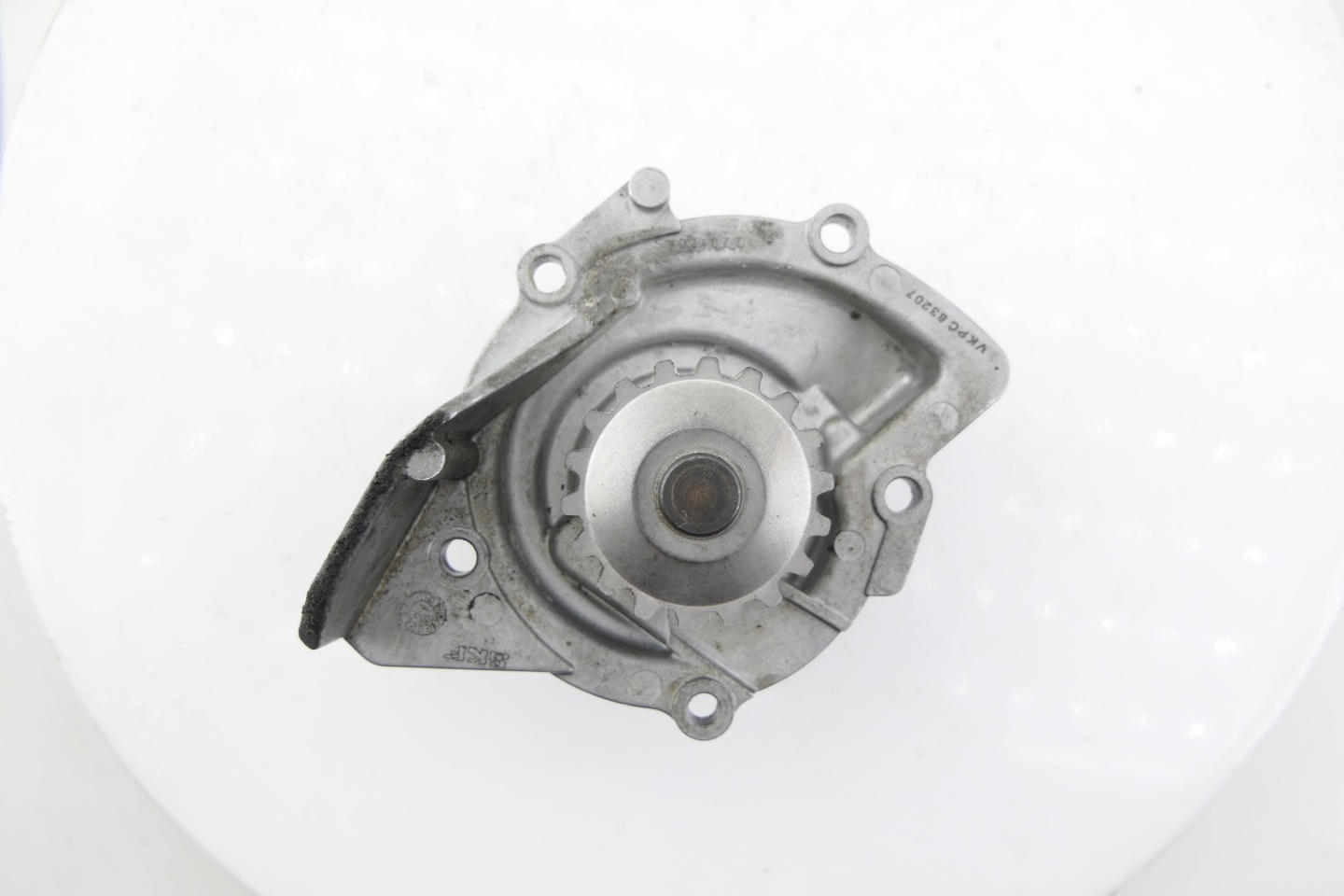 water pump FORD C-MAX II FOCUS III 2.0 TDCI