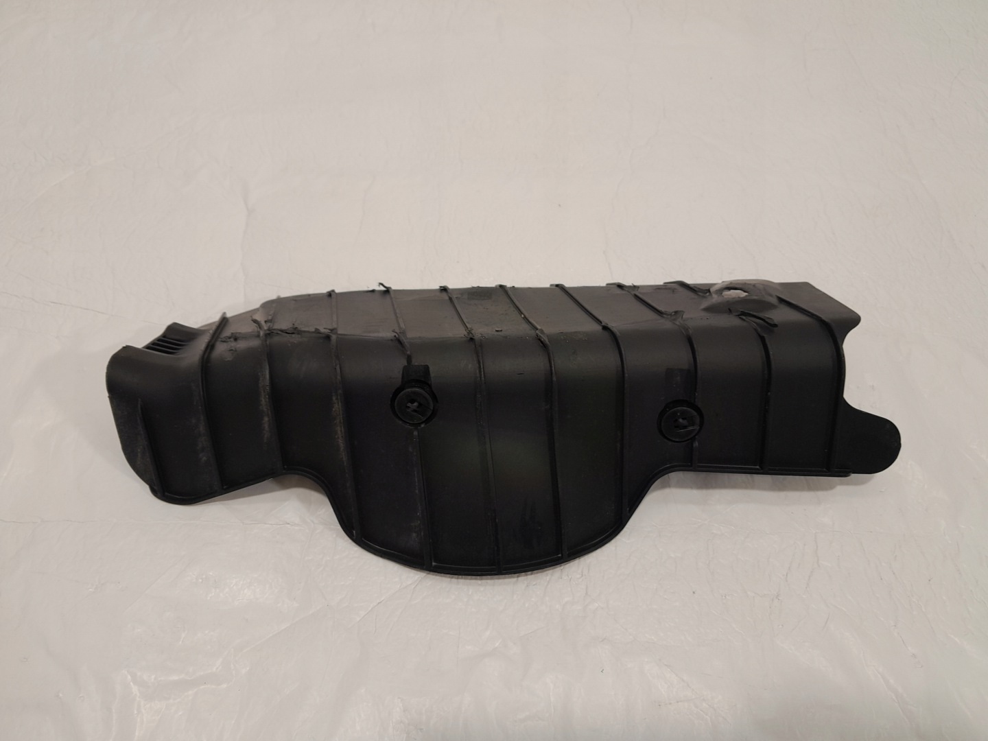PORSCHE CAYENNE 9Y Blende Abdeckung des Querlenkers rechts heck 4M0505416
