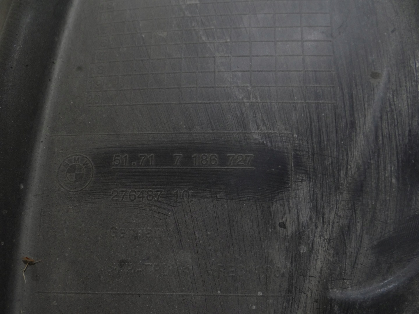 mudguard left front BMW F11 M PAKIET 7186727 (17245520)