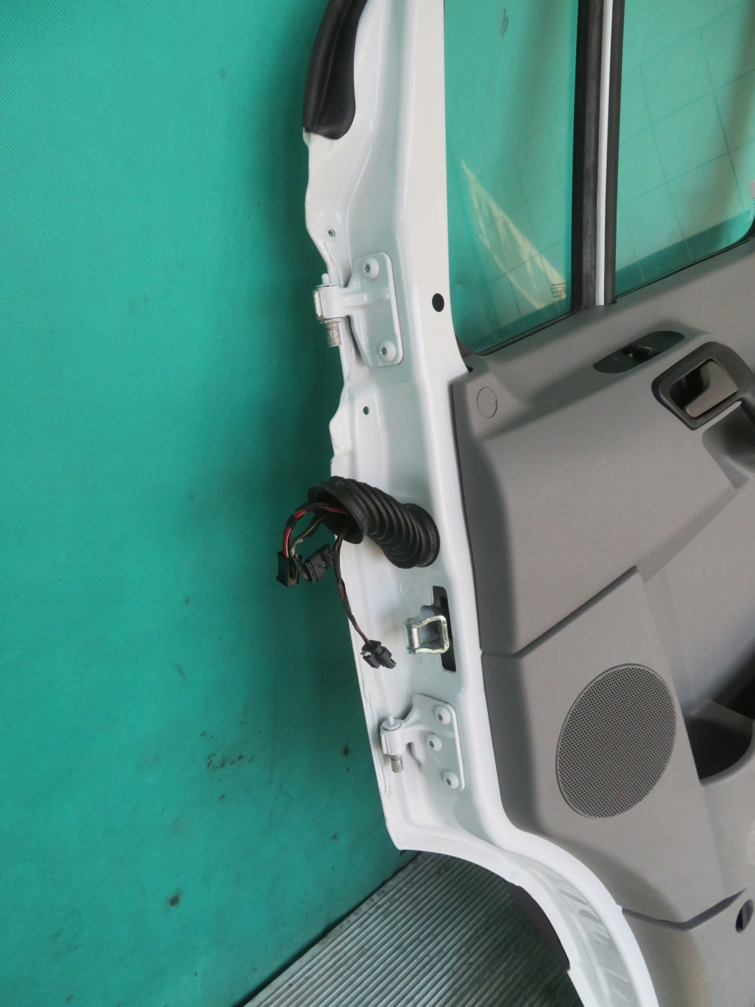 door right front MERCEDES SPRINTER 906 17R