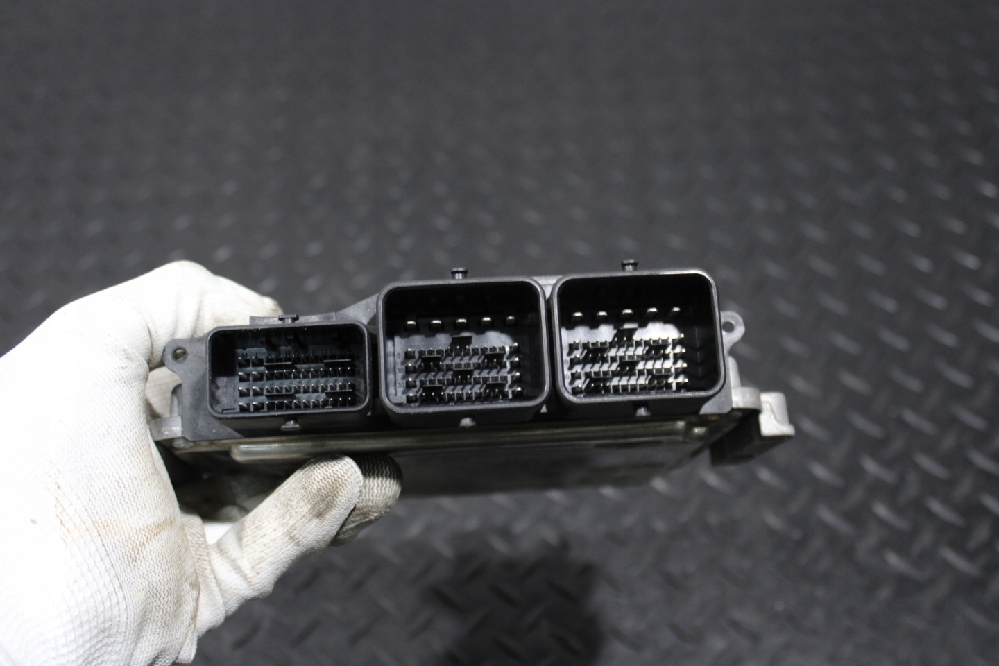 control unit computer of the engine LAND ROVER EVOQUE L538 EJ32-12C520-VC