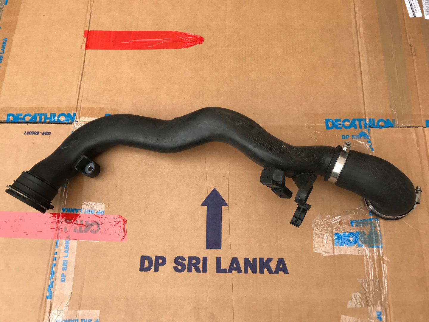 AUDI VW cijev crijevo prijenos interkulera 1K0145770AK