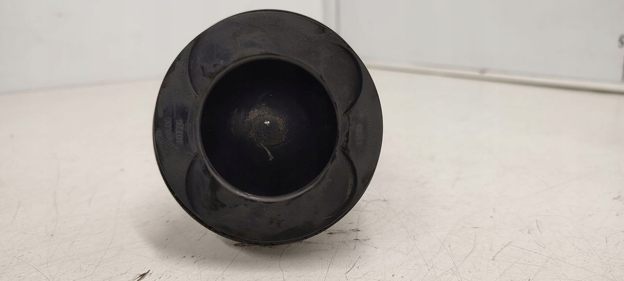 piston connecting rod Mercedes 2,2 CDI