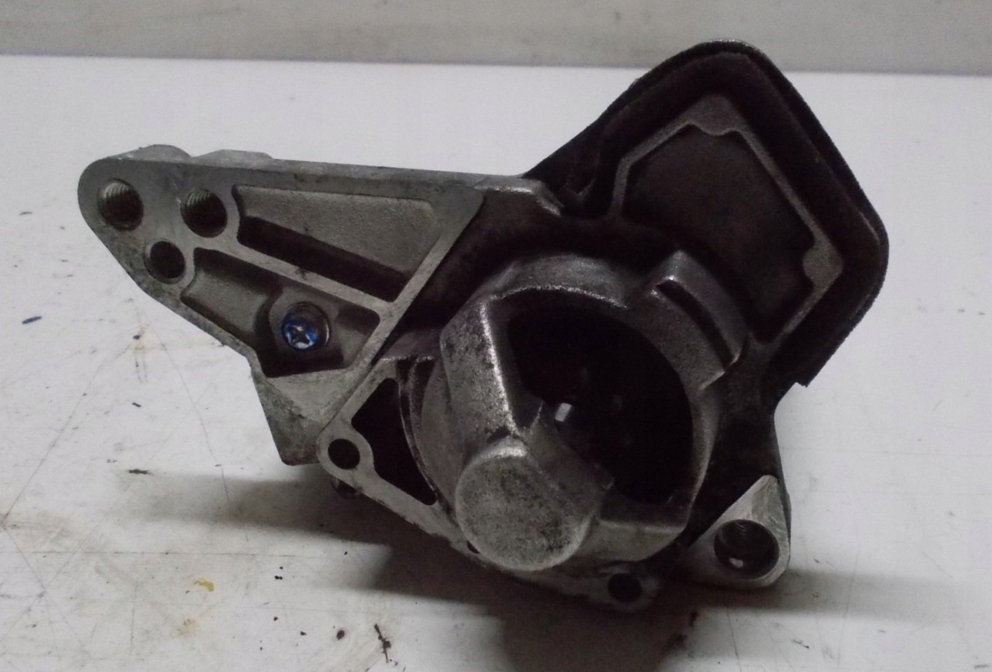 DACIA LOGAN 13R 1.4 TCE starter 233000779R