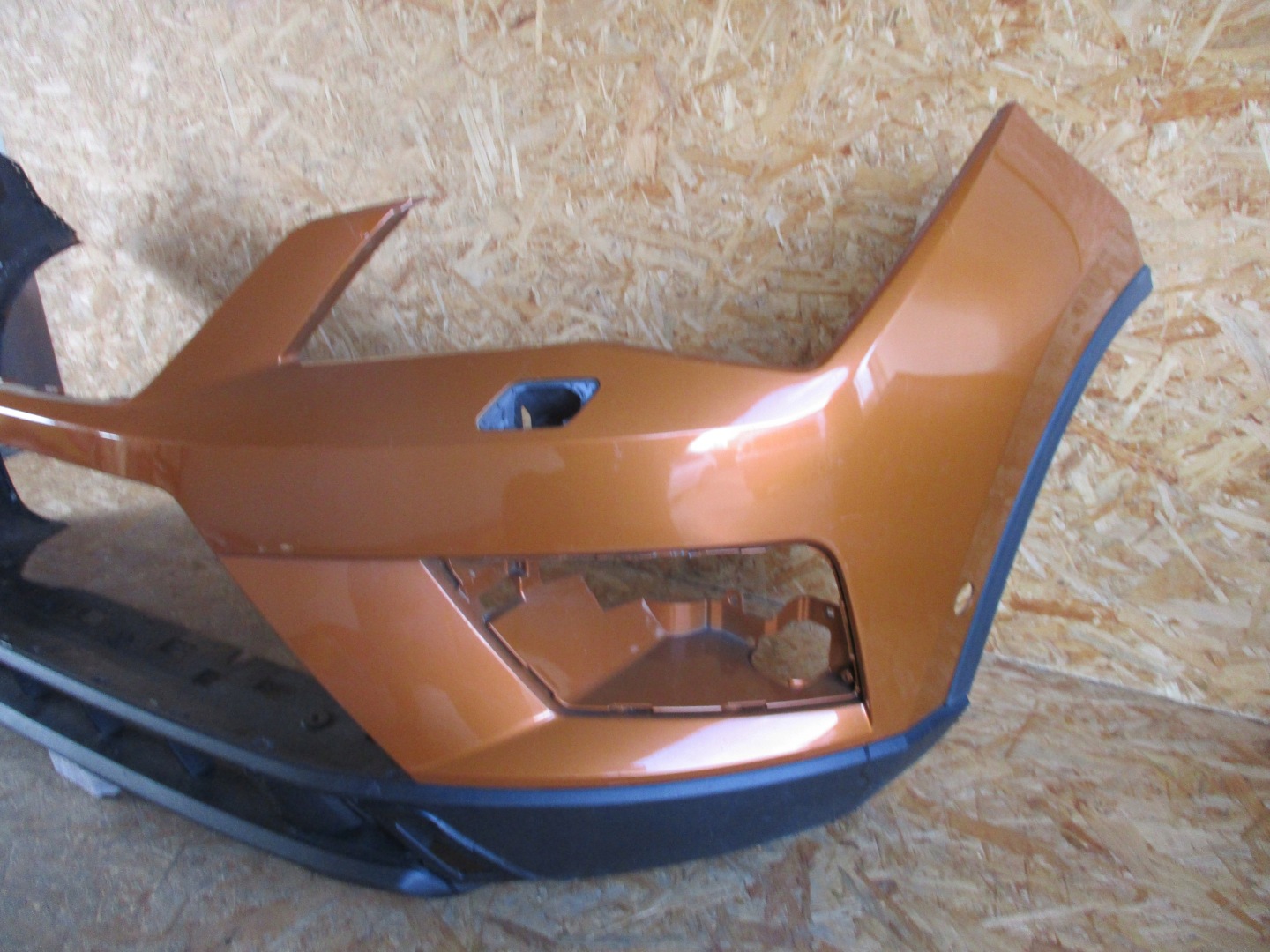 nárazník předek přední SEAT ATECA