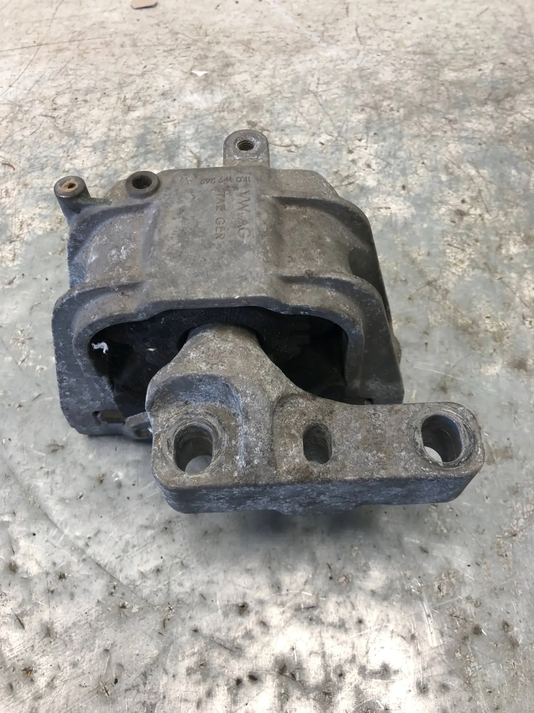 holder engine mount VW SKODA AUDI 1K0199262AT
