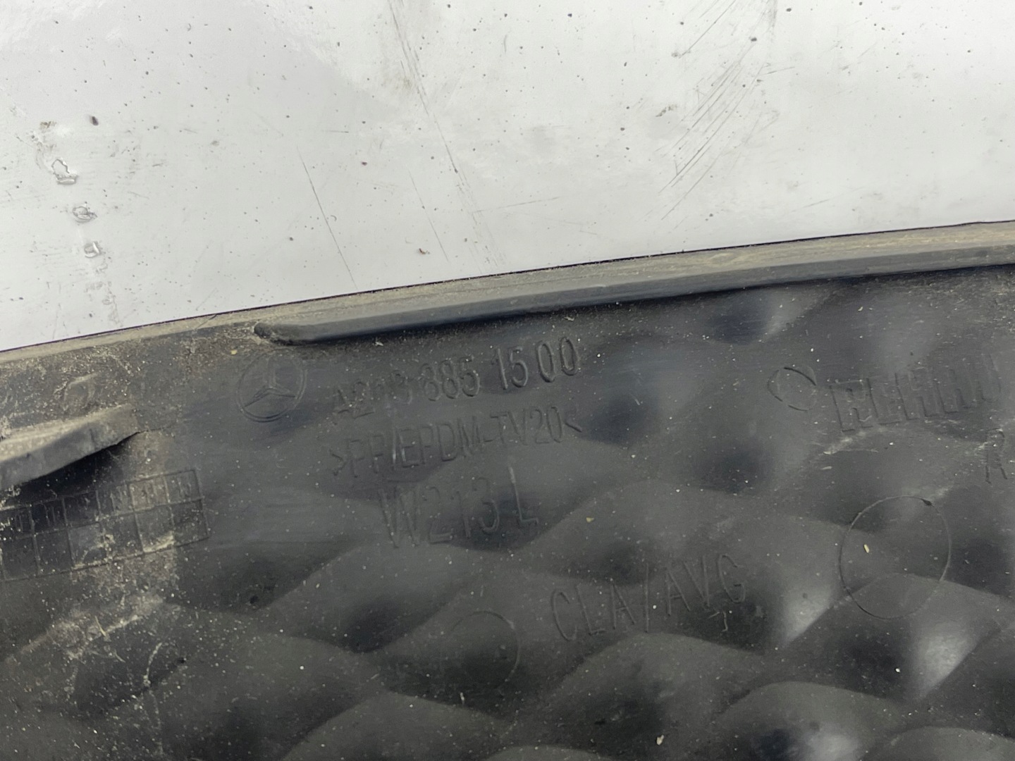 MERCEDES 213 E KLASA grid of a bumper left front A2138851500 original