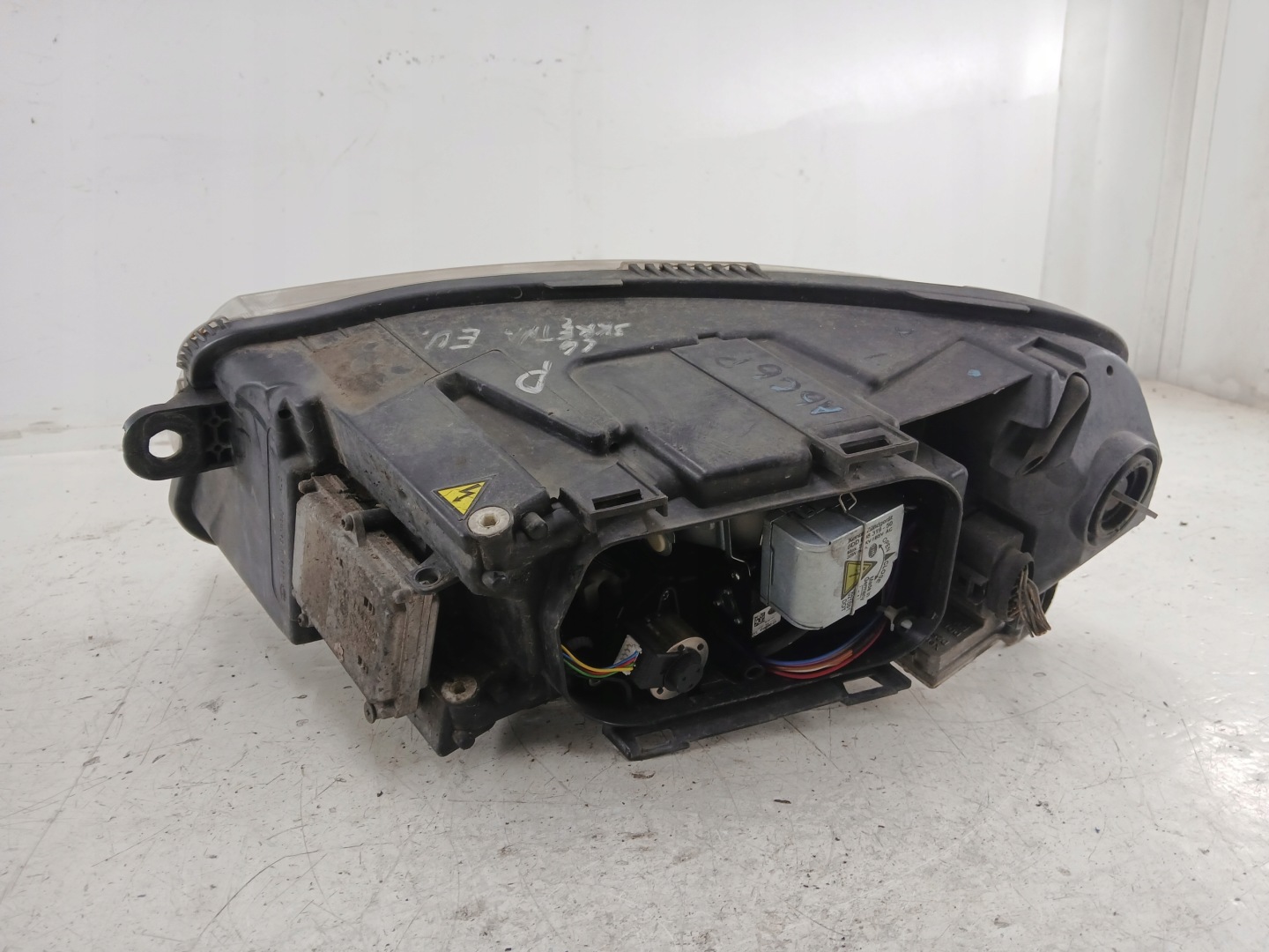 AUDI A6 C6 light right front XENON positioning control unit EUROPA