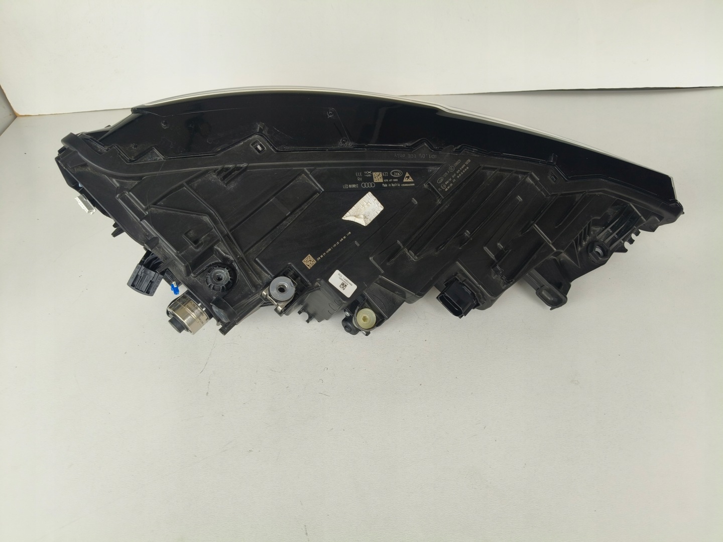 light left REFLEKTOR AUDI Q8 4M8 FULL LED MATRIX
