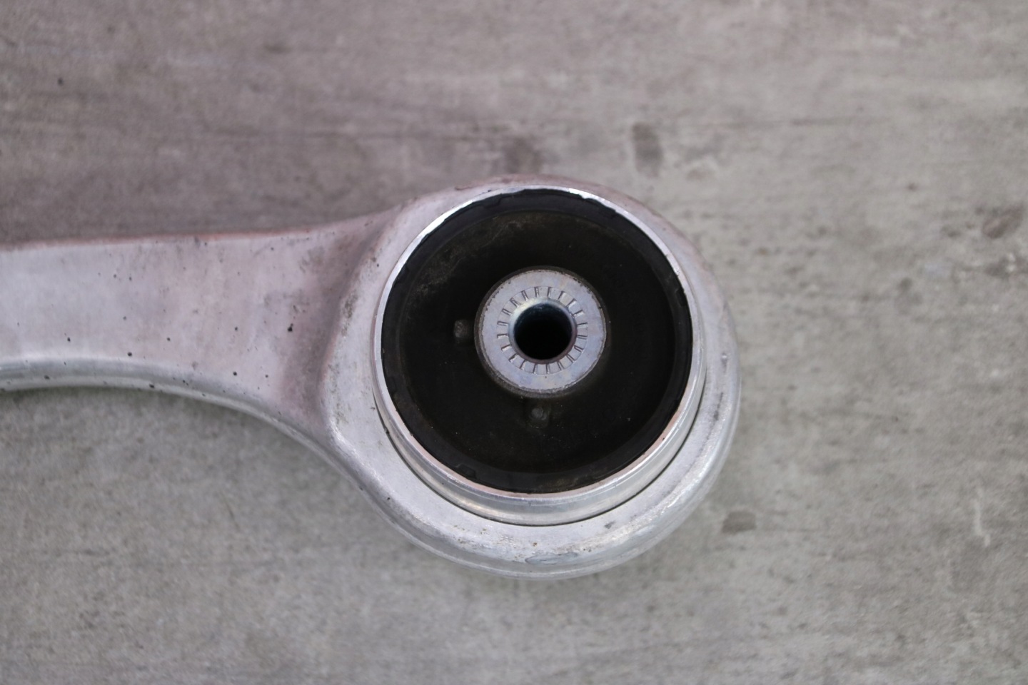 BMW G20 G21 G22 G23 arm left front front 6879849