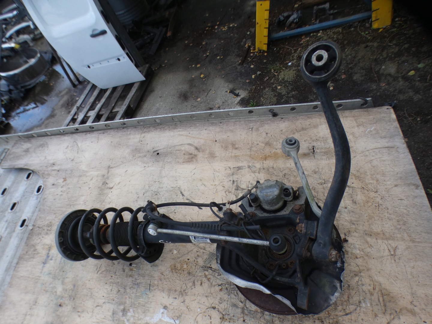 BMW X3 F25 X4 F26 swing McPherson right front