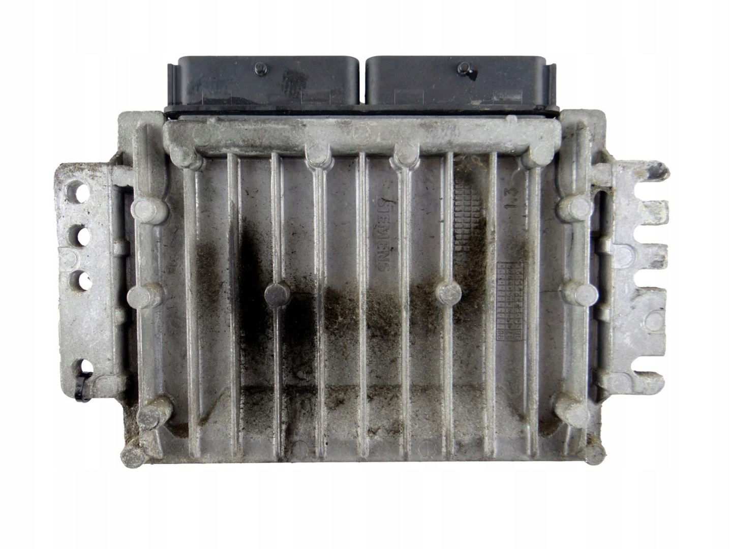 control unit of the engine RENAULT CLIO II 1.6 S110030004