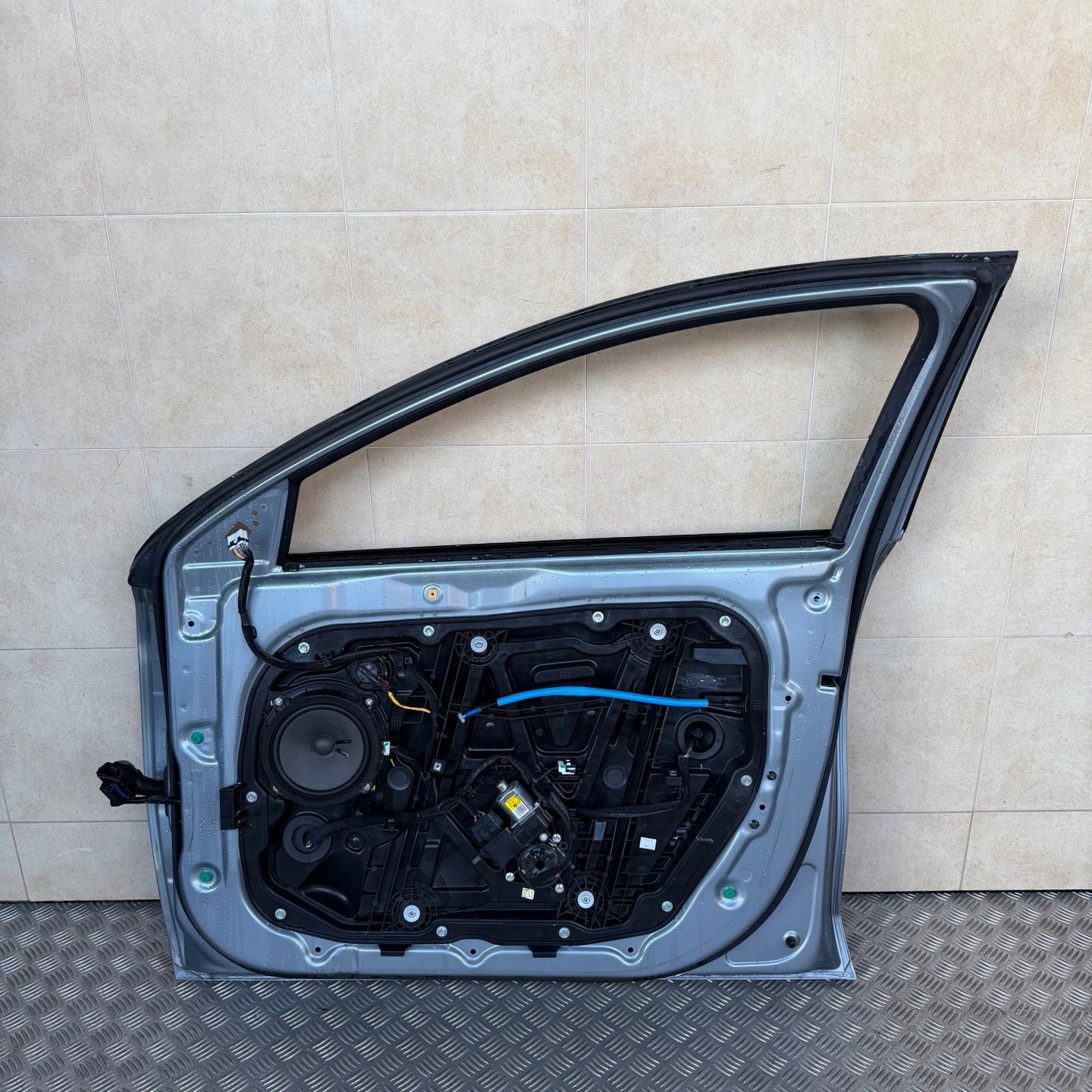 door complete front right KIA XCEED 2022 ROK