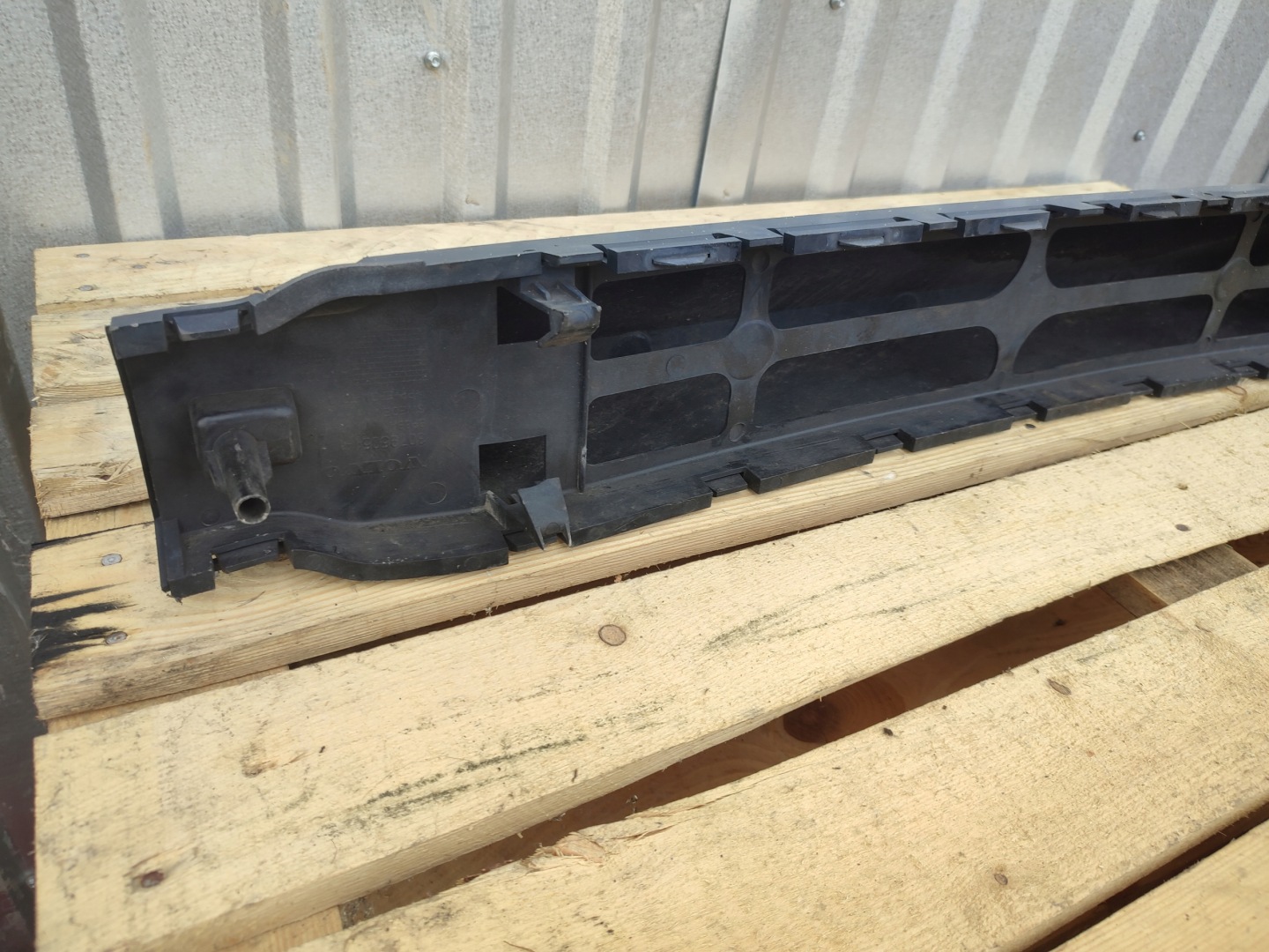 VOLVO V60 a S60 II ABSORBER nárazníku předek předního 30795051-2