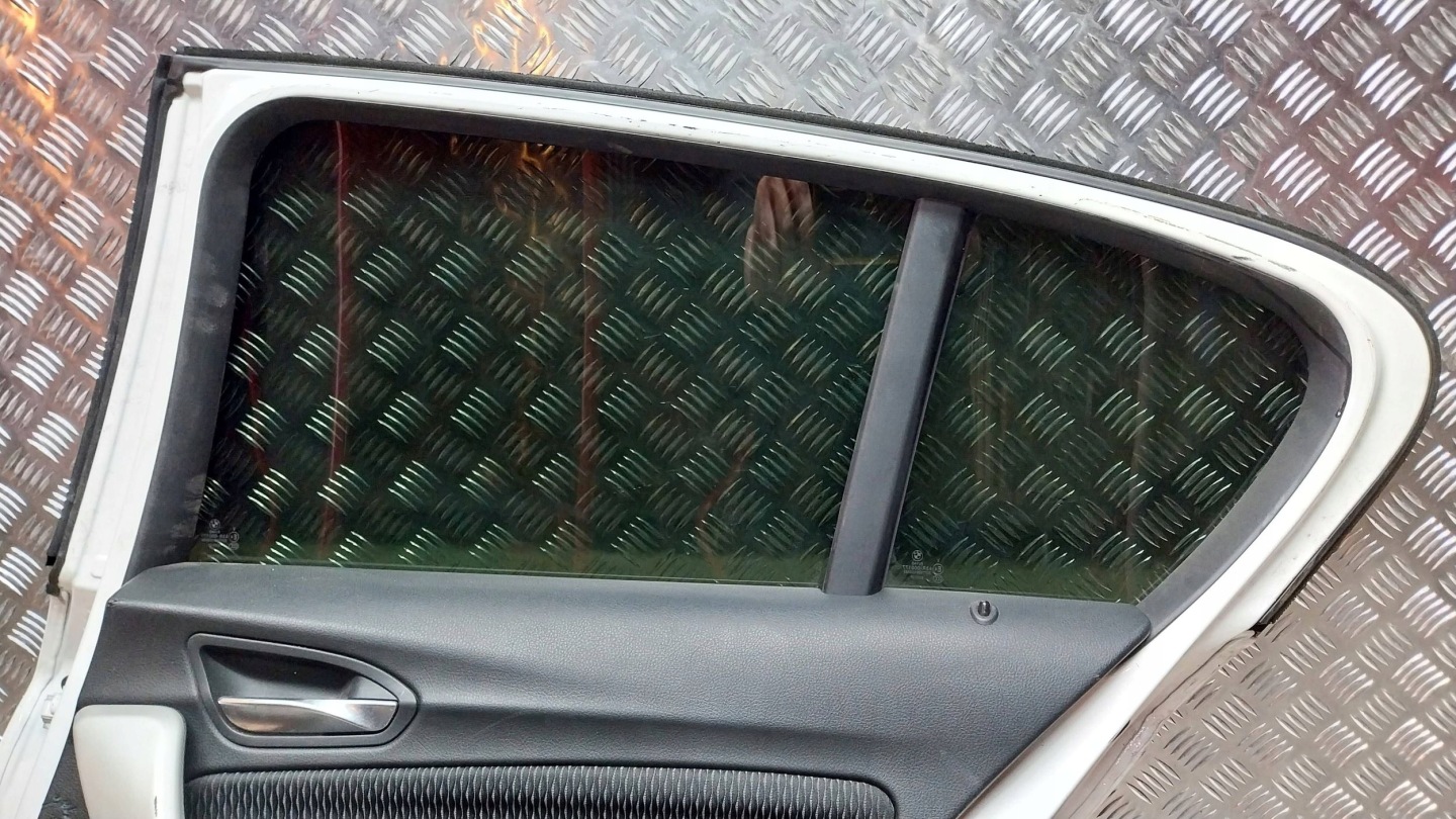 Tür heck rechts BMW 1 F20 11