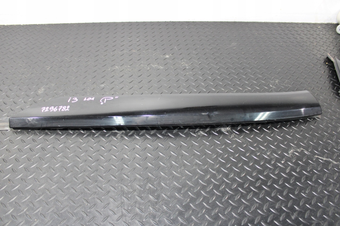 cover covering SLUPKA right front BMW I3 L01 7296782