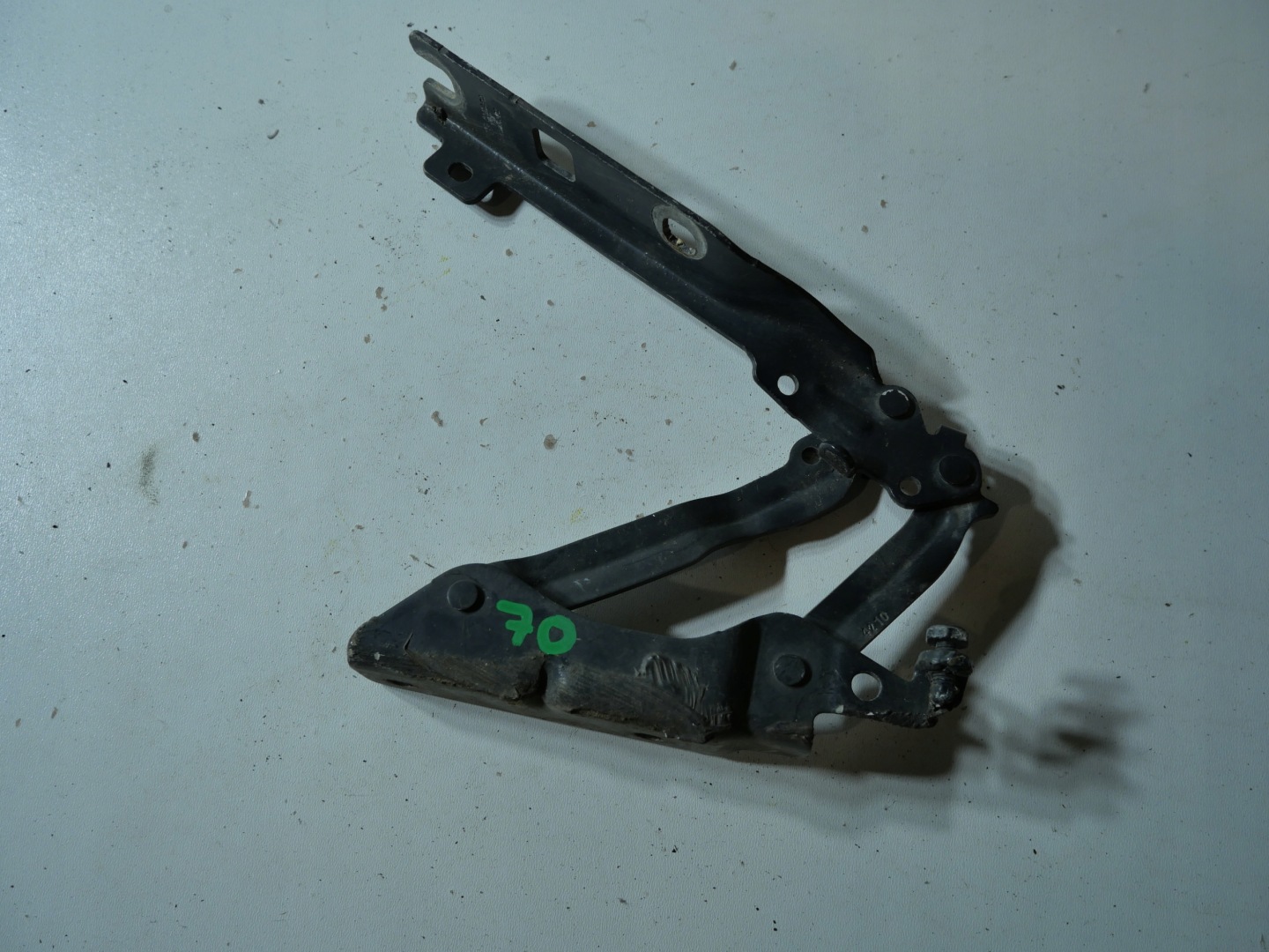hinge bonnets VW Jetta 1KM823302