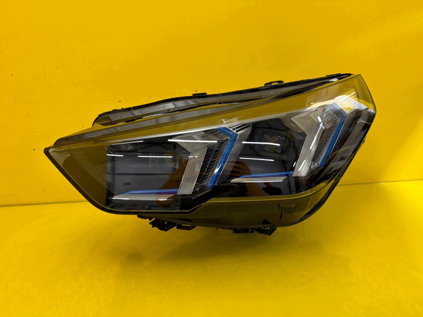 light left BMW X2 U10 Full Led 5A77EB7-06