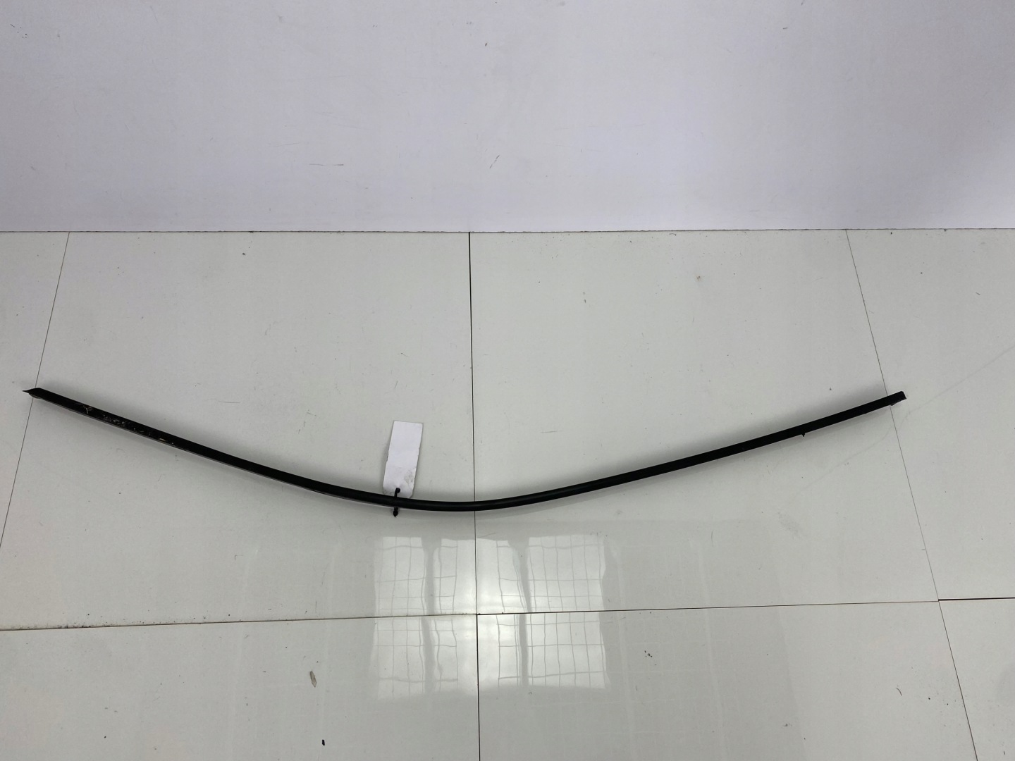 Moulage Joint chrom Dodge Challenger 2015+ USA