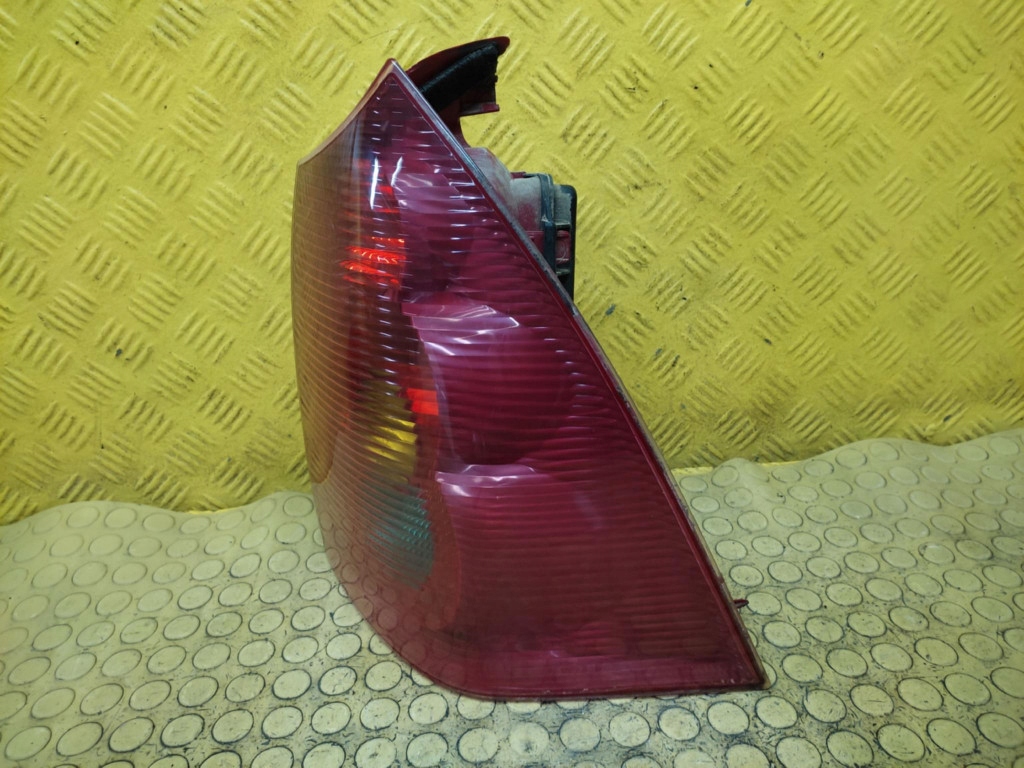 PEUGEOT 307 SW light right rear part