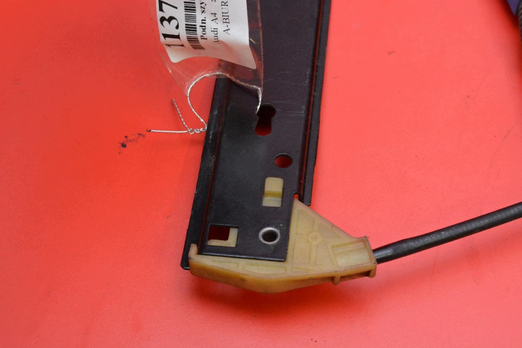 window regulator left front EU 8E1959801H AUDI A4 B7 sedan 04-08
