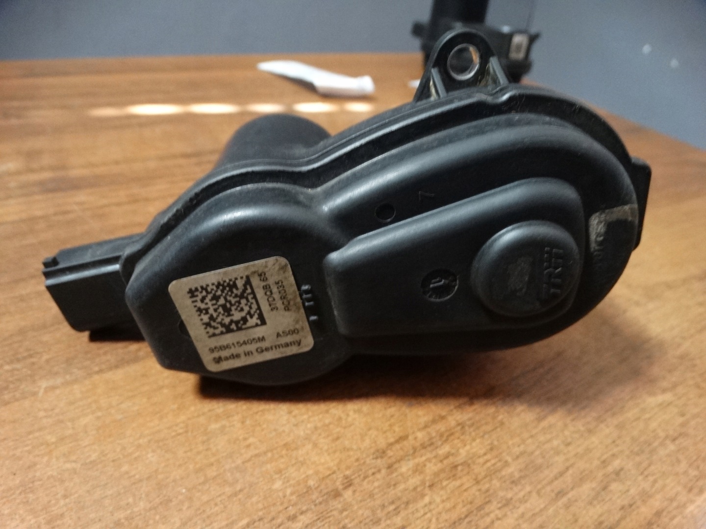 mini motor electric brake PORSCHE MACAN LIFT 1