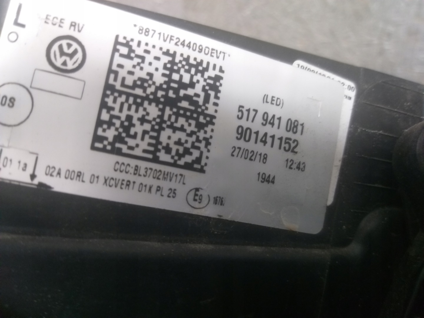 light front left VW SPORTSVAN FULL LED LIFT 517941081