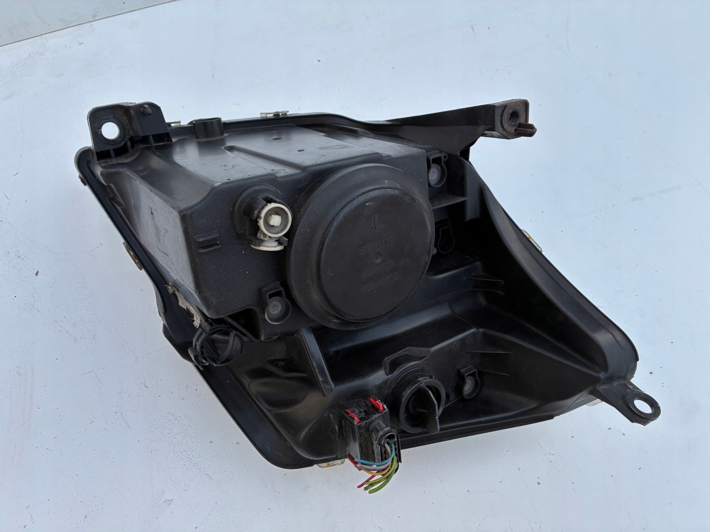 Reflektor light left front CITROEN C2 03-09r. ==OEM== Europa