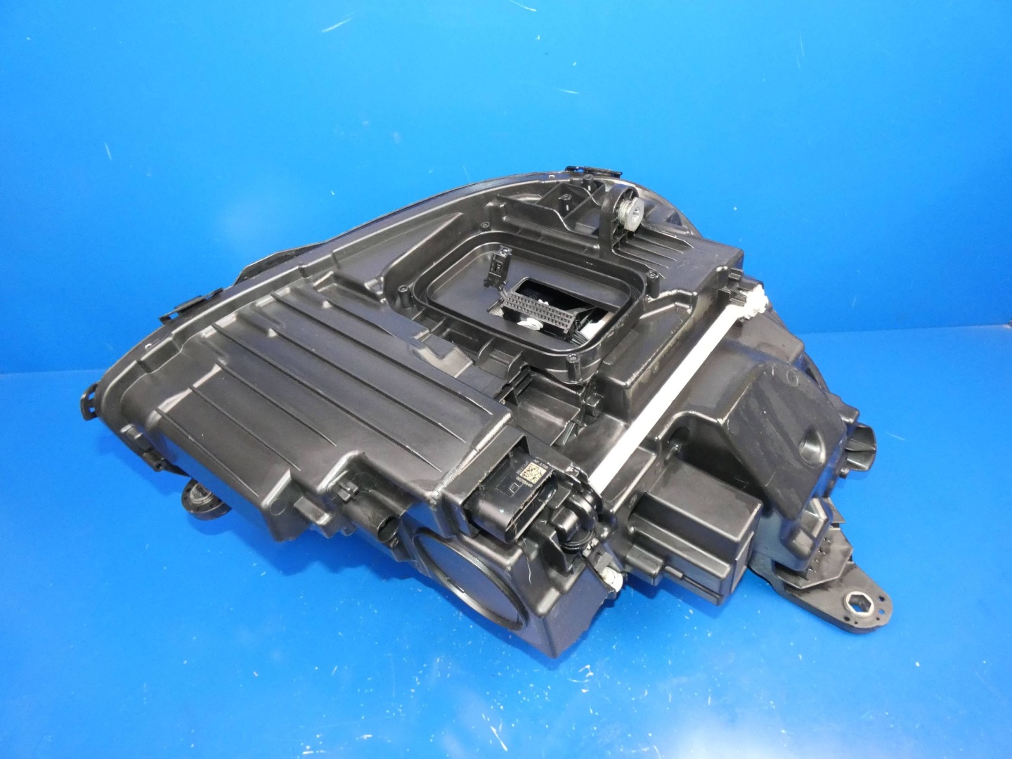 MERCEDES E KLASA W213 light left front LED HIGH PERFORMANCE ANGLIK