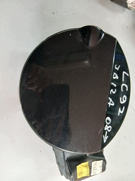 volet trappe carburant carburant SEAT IBIZA IV code LAKIERU LC9Z 3D