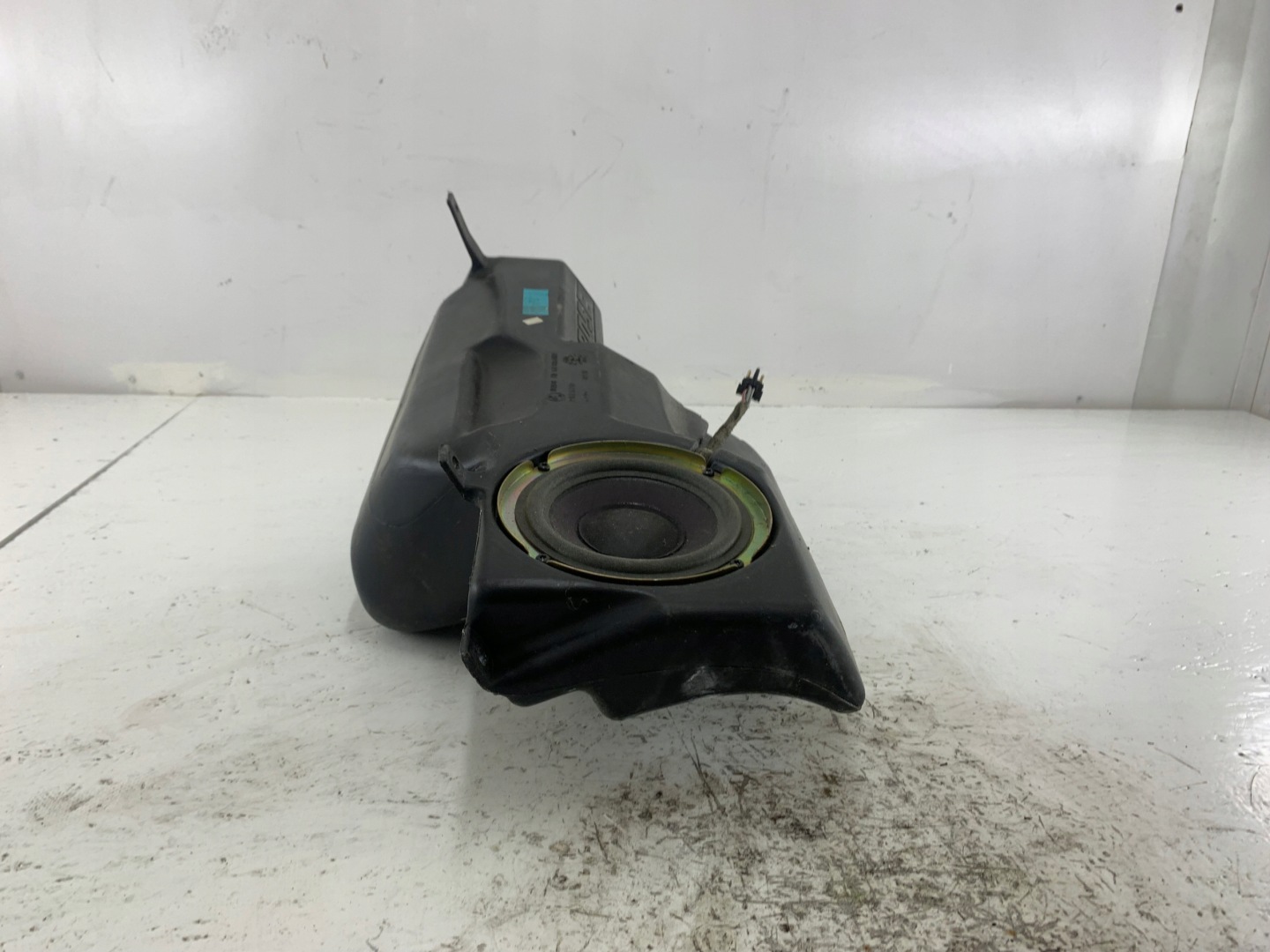 MERCEDES W210 SUBWOOFER speaker BOSE 2108203902