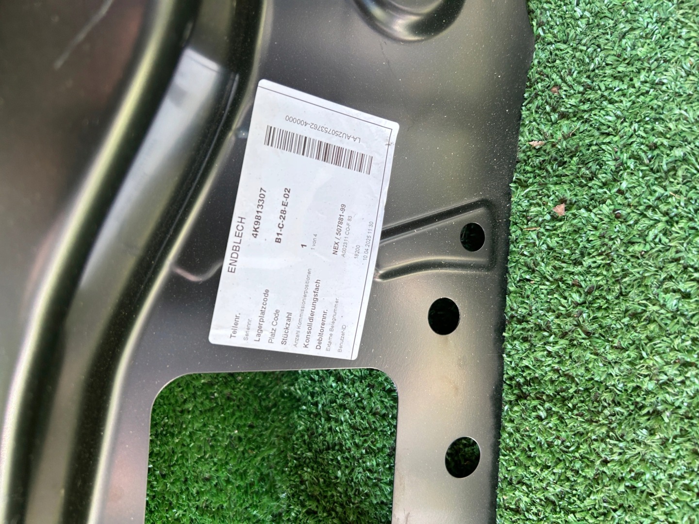 Audi A6 C8 kombi heck hinten Gurten 4K9813307