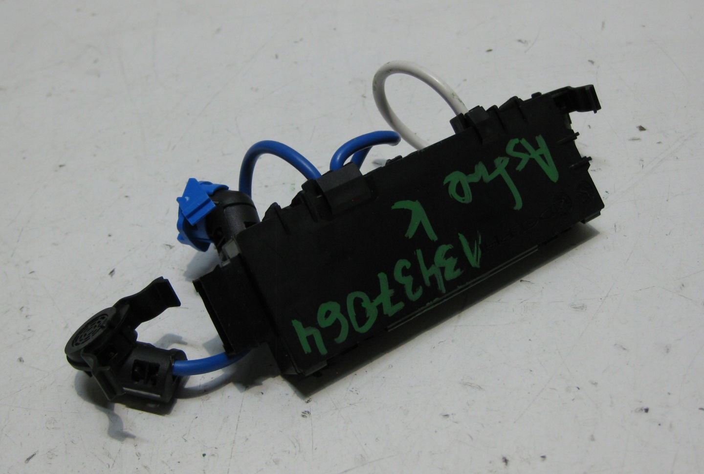 OPEL ASTRA K V KOMBI sensor module ALARMU 13437064