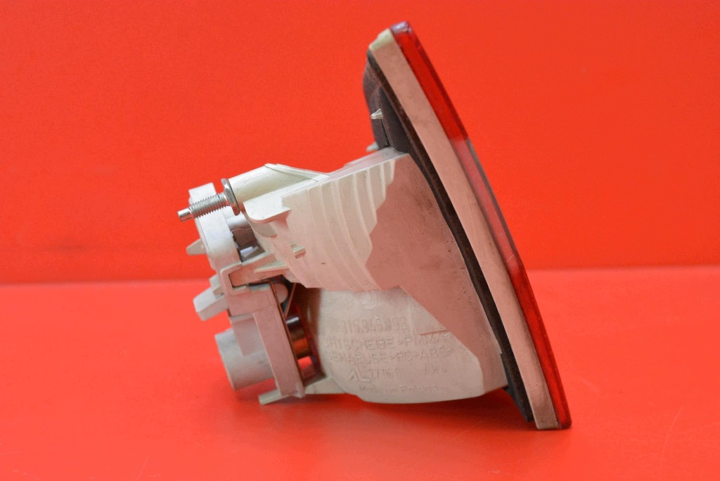 light left rear part rear 3T5945093 SKODA SUPERB 2 II HB 08-13