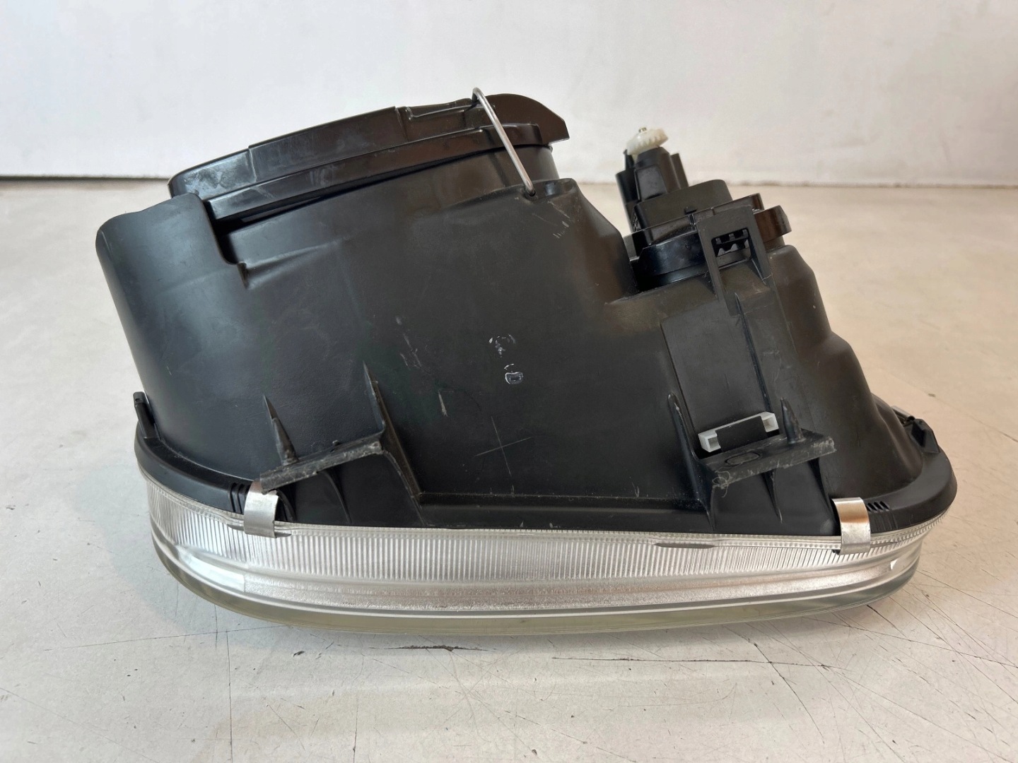 light front front left Volkswagen Golf IV