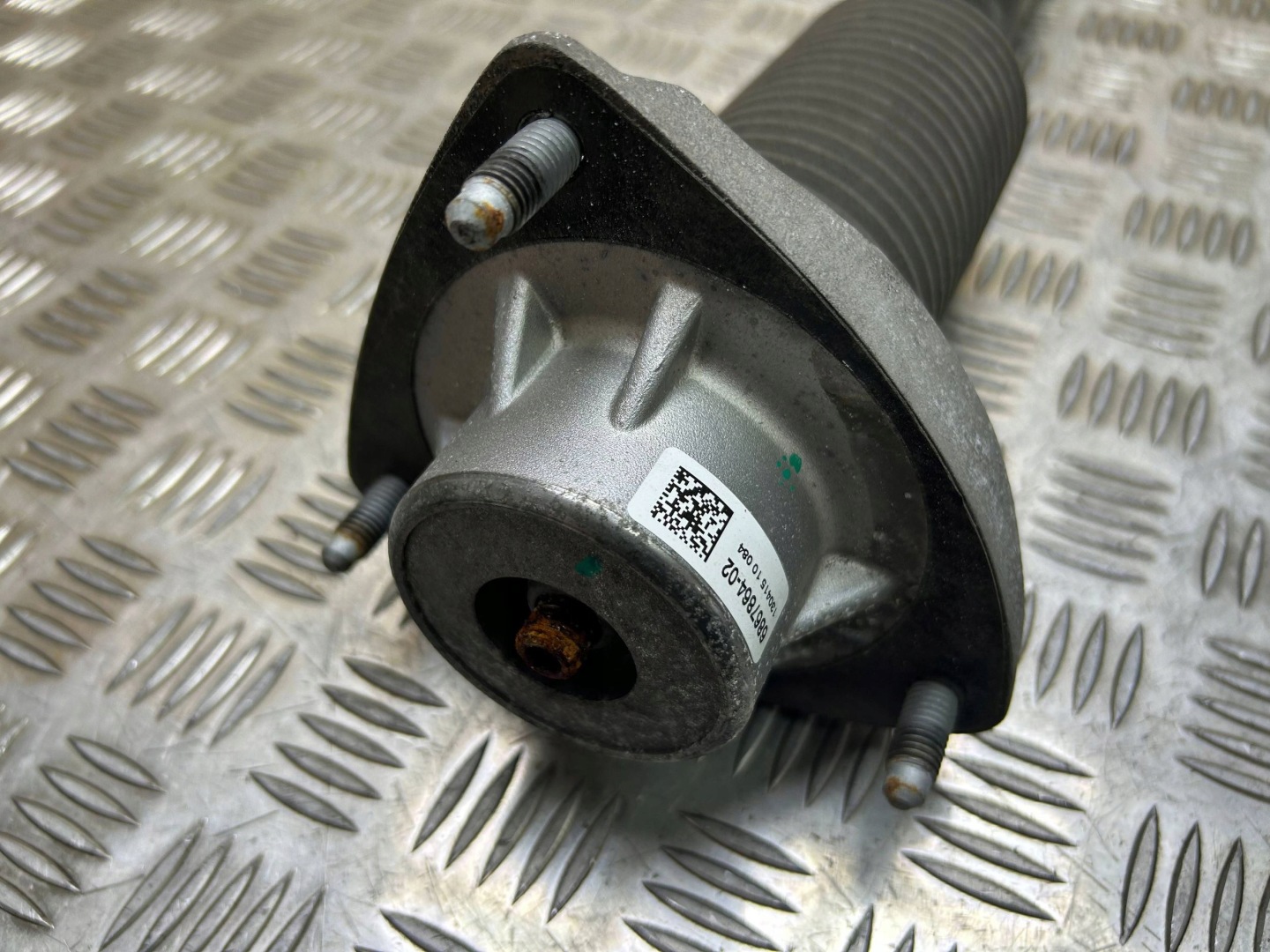 shock absorber rear left BMW X5 F15 2015 6867864