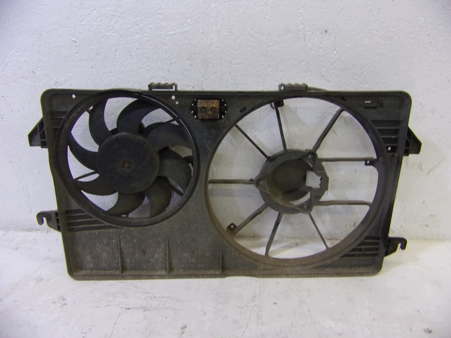 kühlergebläse FORD CONNECT 1,8D