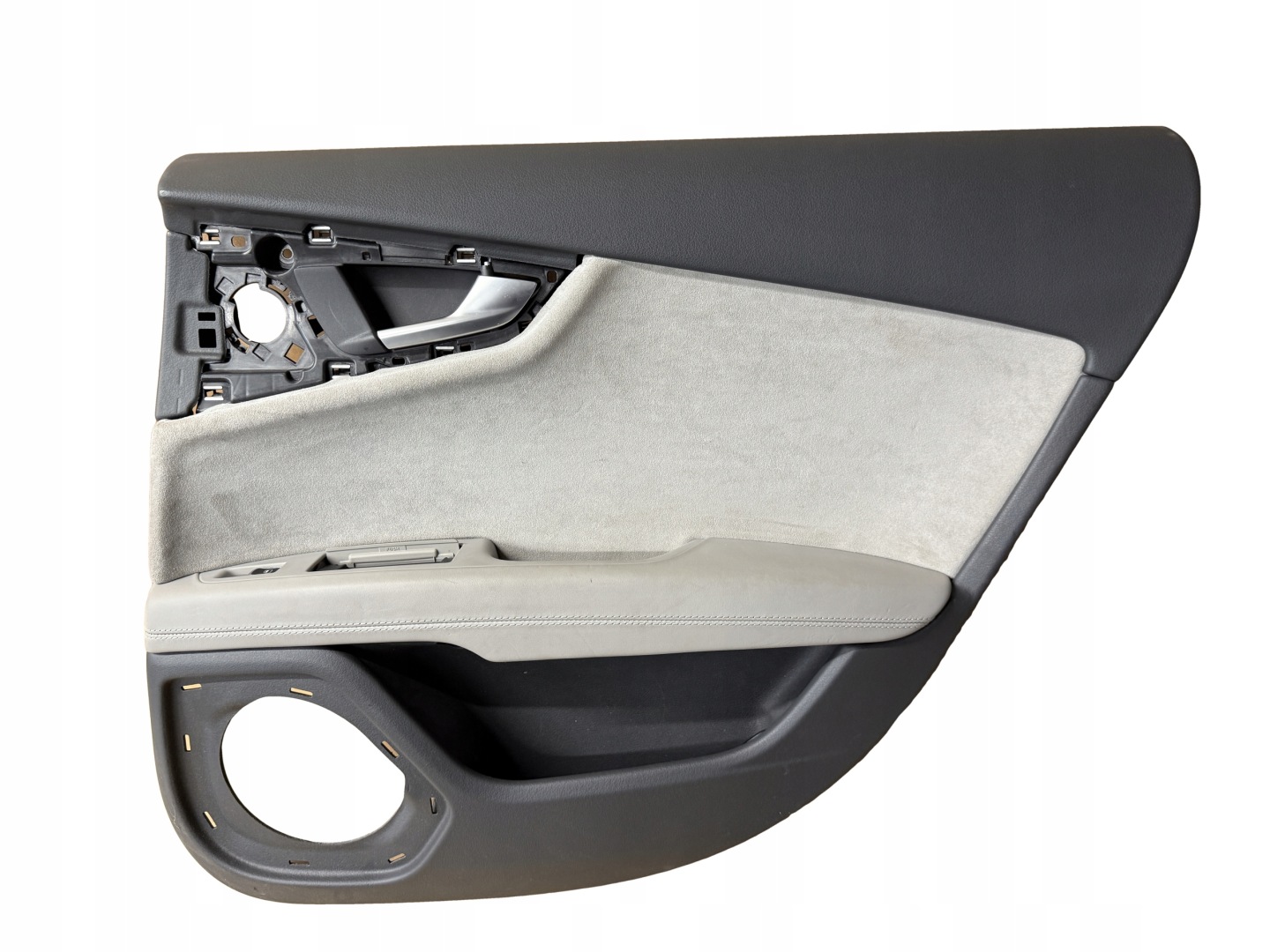 AUDI A7 4G side door right rear part leather