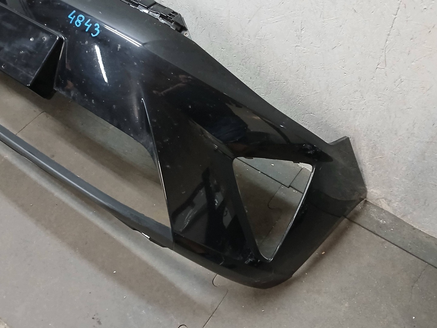 bumper front MG-V MG V MG-5 MG 5 EV
